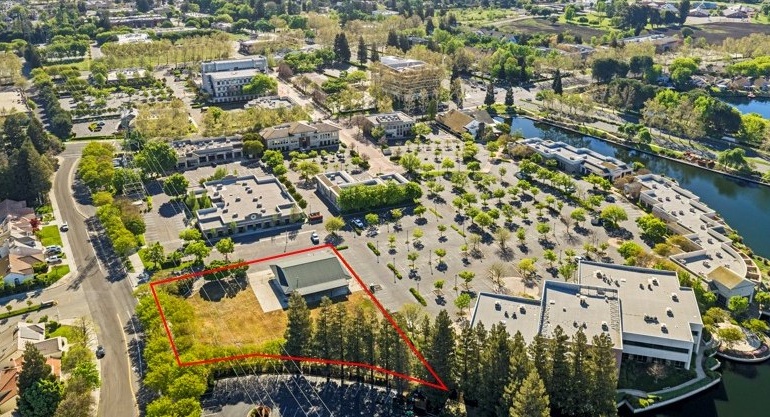 Commercial Land